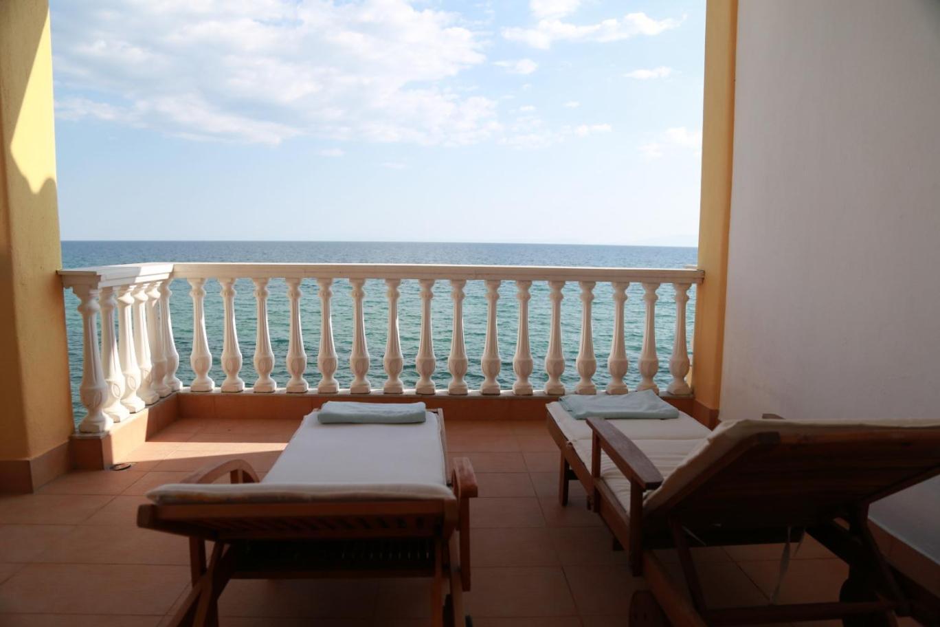 George & Katerina Houses باراليا ديونيسيو المظهر الخارجي الصورة